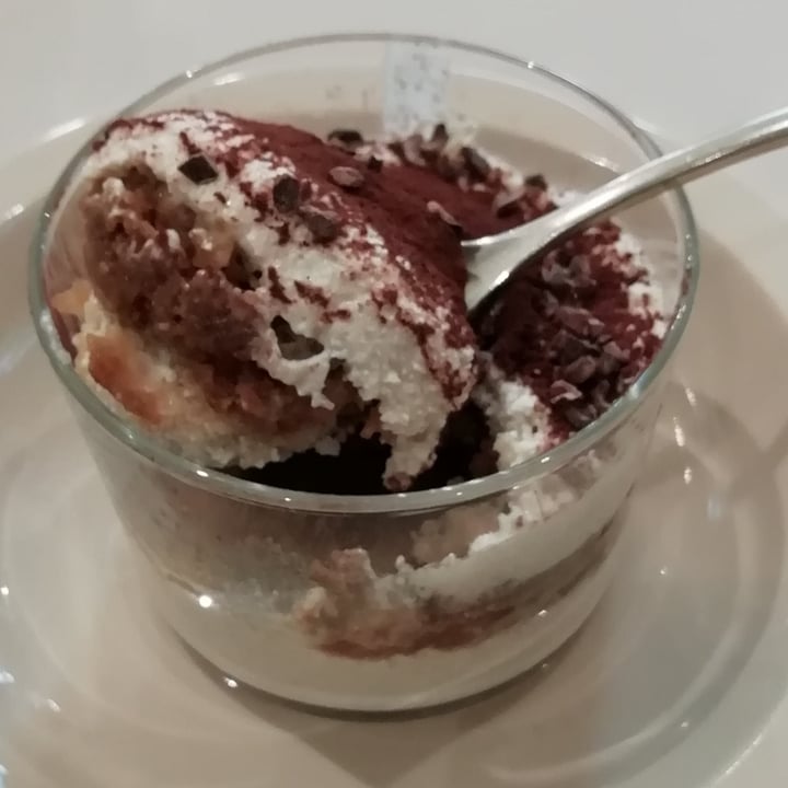 photo of Linfa Milano - Eat Different Tiramisù shared by @miocillo0 on  13 May 2023 - review