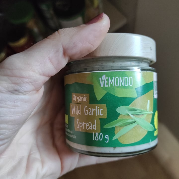 photo of Vemondo Organic wild garlic spread bio shared by @penny1984 on  06 Jan 2023 - review