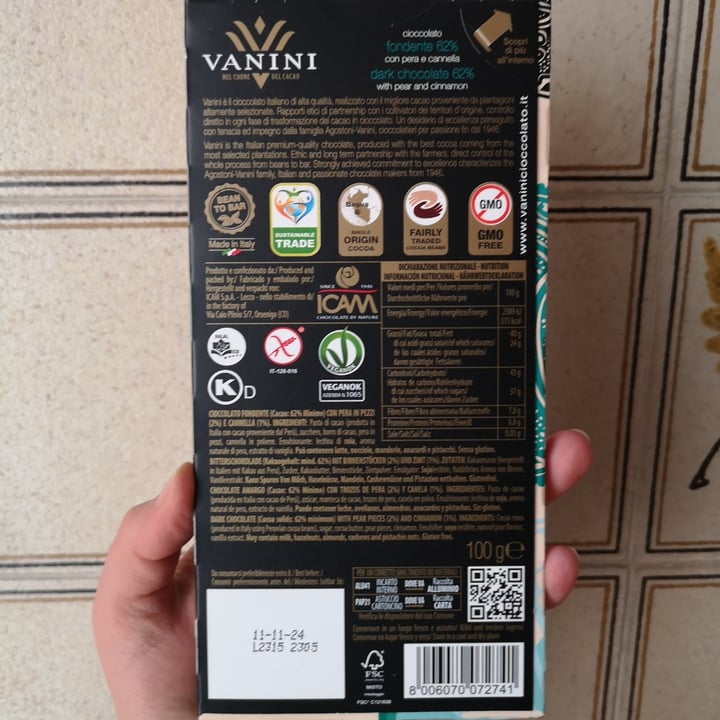 photo of Vanini Cioccolato fondente 62% con pera e cannella shared by @aleveganfoodlover on  09 May 2023 - review