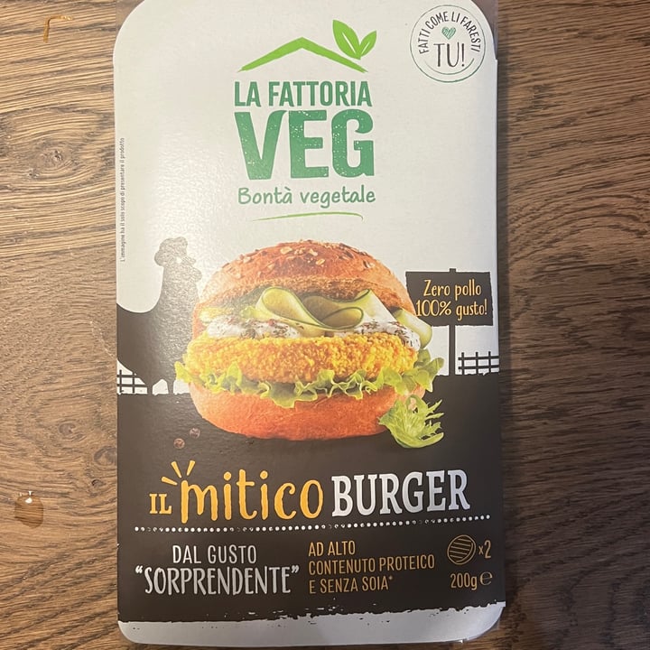 photo of la fattoria veg Il Mitico Burger shared by @millula on  01 May 2023 - review