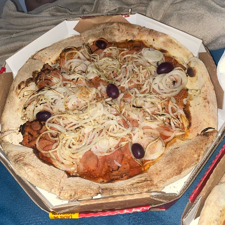 photo of Pizza Prime - Unit Camboriú pizza calabresa veggie shared by @poramormari on  03 Jun 2023 - review