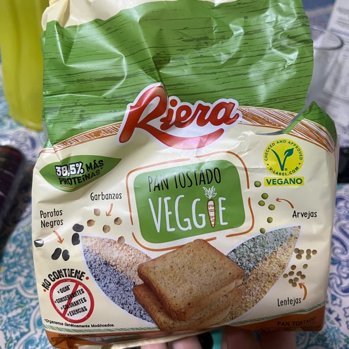 photo of Riera Pan Tostado Veggie shared by @anaacraveroo on  09 Apr 2023 - review