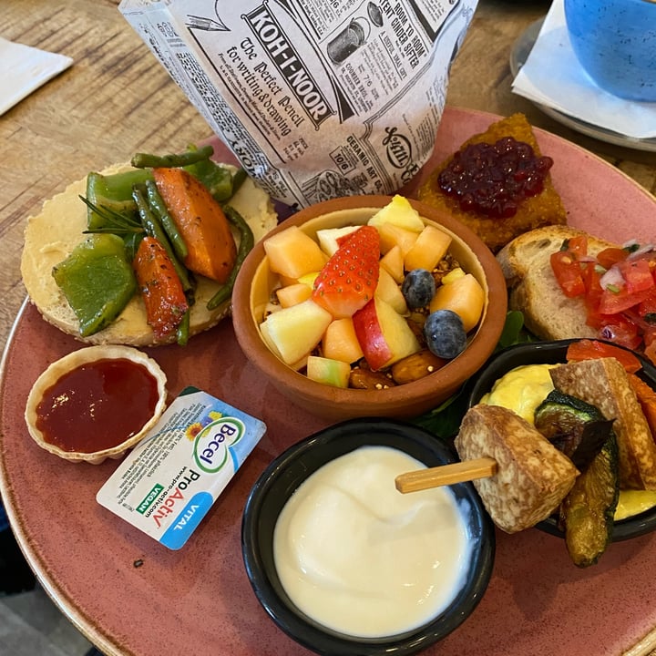 photo of Tomasa Friedenau Vegan breakfast shared by @luisaveg on  08 Mar 2023 - review