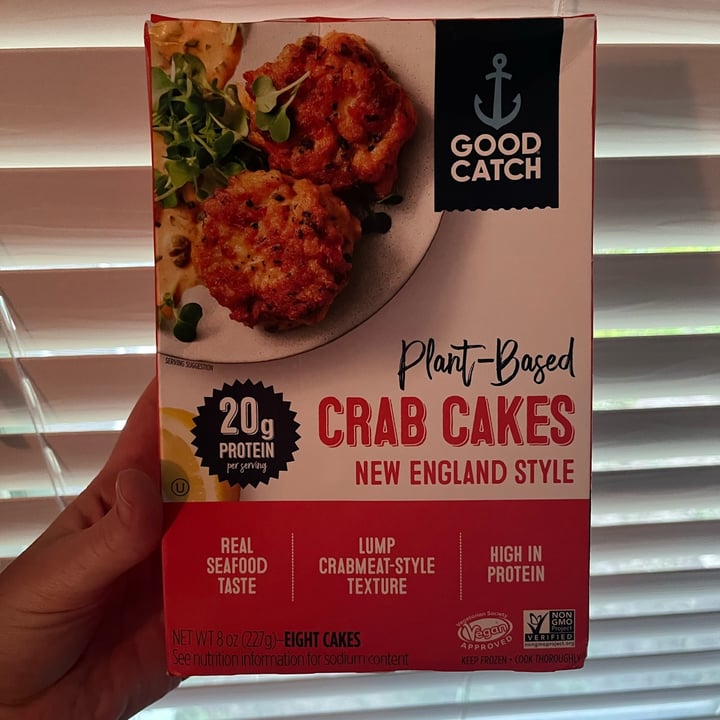 photo of Good Catch Plant Based Crab Cakes shared by @ameriamber on  10 Jun 2023 - review
