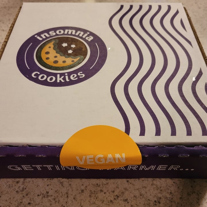 photo of Insomnia Cookies Vegan Birthday Cake Cookie shared by @strawberrycupcake on  25 May 2023 - review