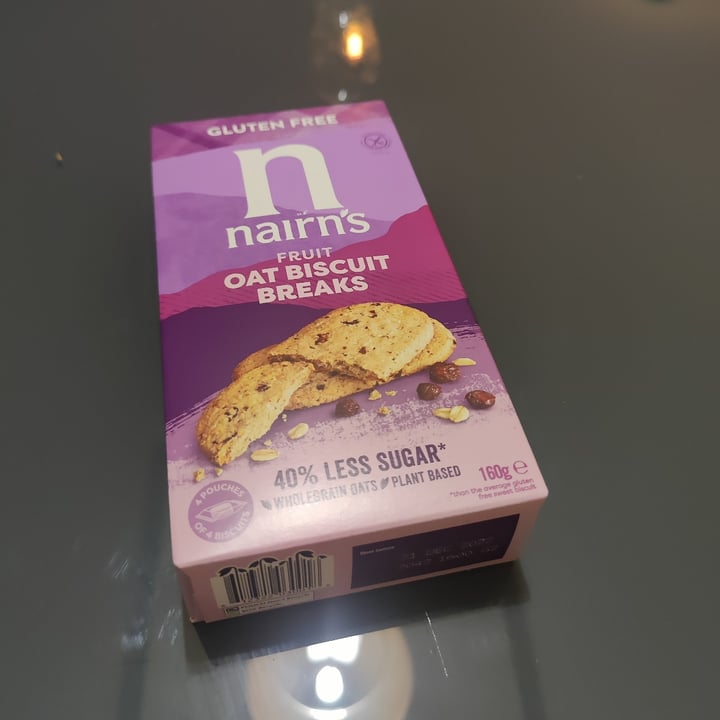 photo of Nairn's Fruit Oat Biscuit Breaks shared by @lukasser on  09 Jan 2023 - review