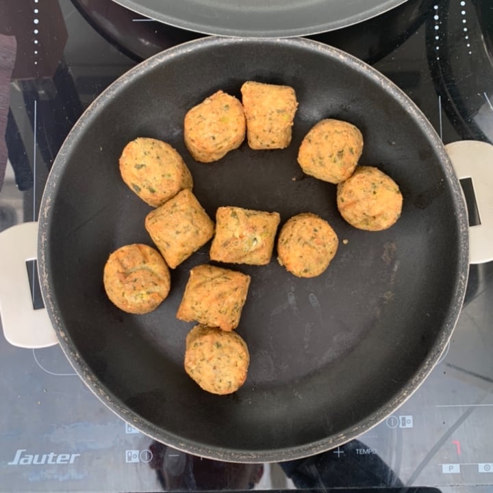photo of Nat & vie Falafels shared by @inesr on  25 Apr 2023 - review
