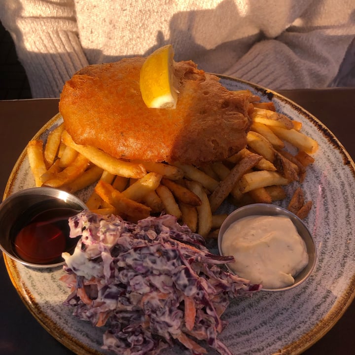 photo of Vegan Street No Fish & Chips shared by @roehm on  22 Jan 2023 - review