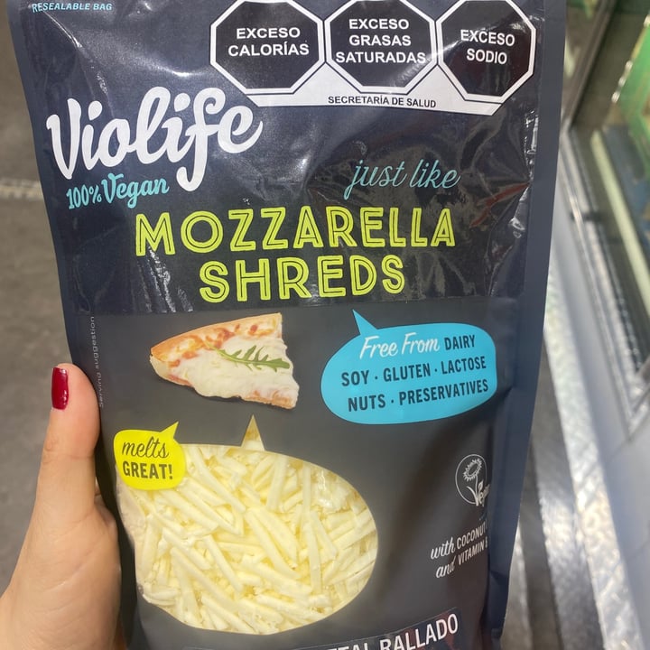 photo of Violife Mozzarella Shreds shared by @thalyhdz on  14 Jan 2023 - review
