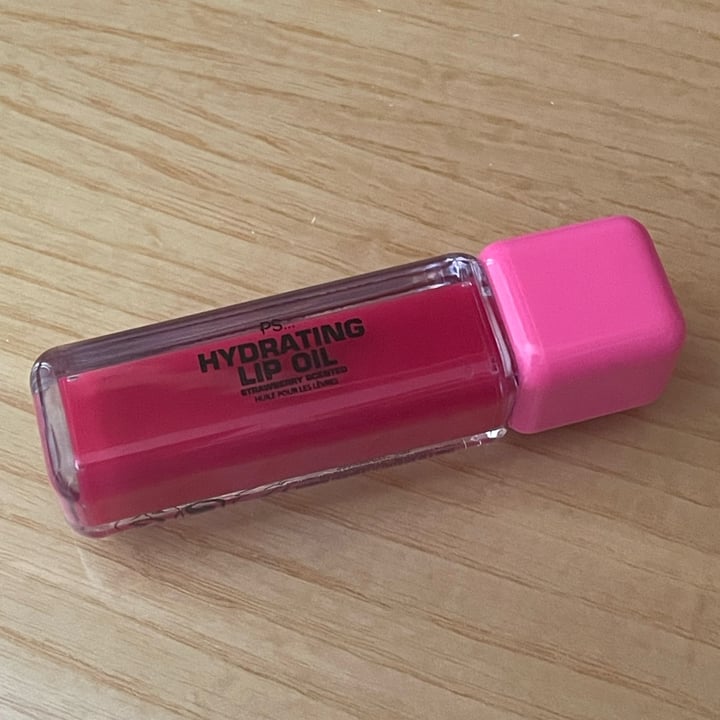 photo of PS... Hydrating Lip Oil shared by @martyveg9 on  26 Jul 2023 - review