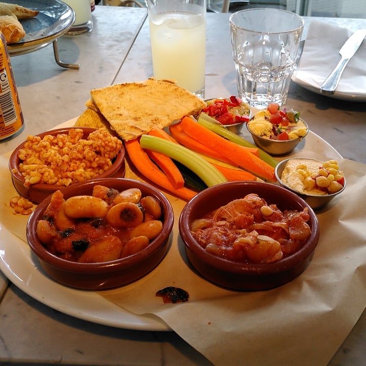 photo of The Real Greek Bankside Vegan Plate shared by @youri on  31 Mar 2023 - review