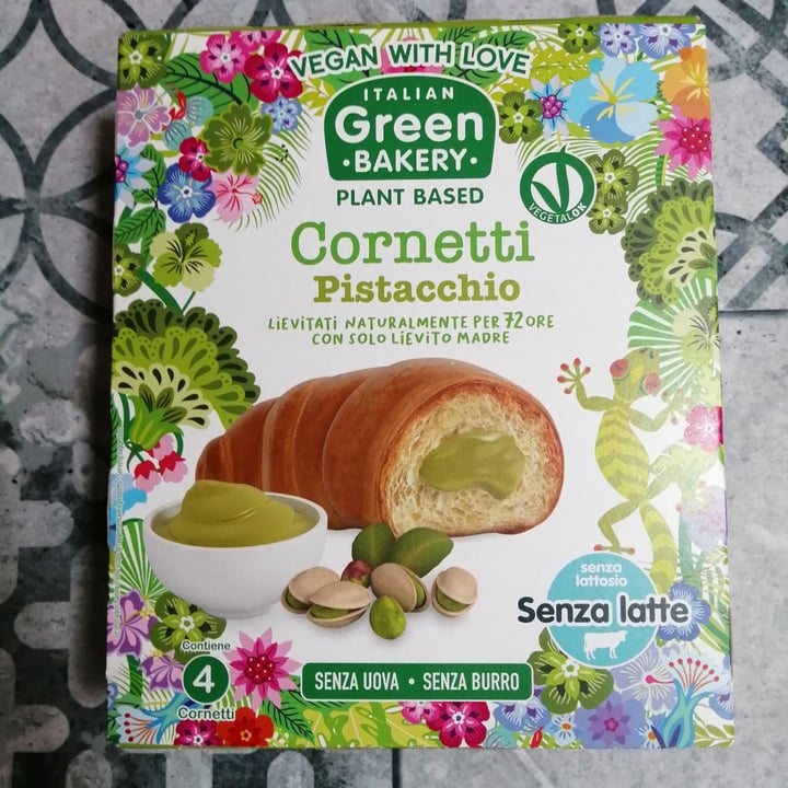 photo of italian green bakery Brioche Pistacchio shared by @anthe on  15 May 2023 - review