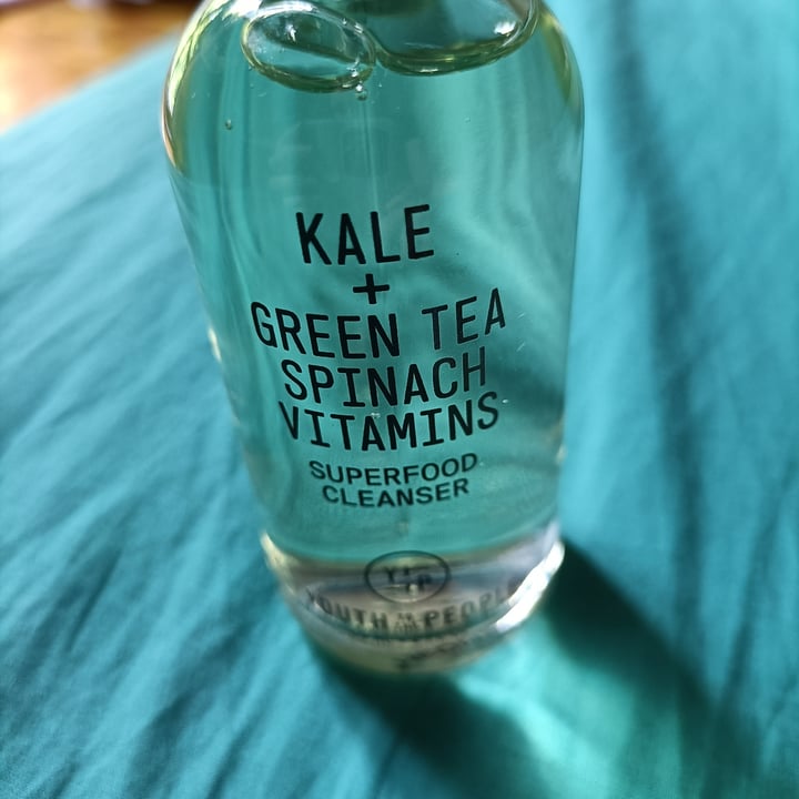 photo of Youth To The People Kale and green tea spinach vitamins superfood cleanser shared by @wonka on  01 Jun 2023 - review