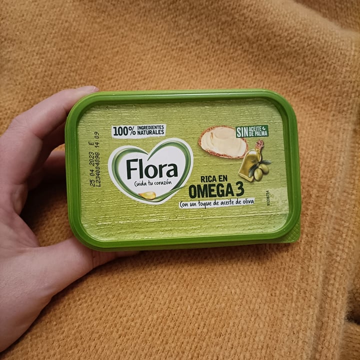 photo of Flora 100% roślinna Margarina shared by @gernika on  01 May 2023 - review