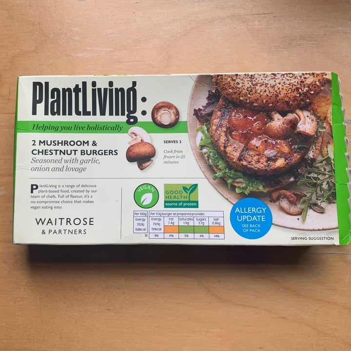 photo of plant living Mushroom and chestnut burger shared by @claudiascarabusci on  12 Feb 2023 - review