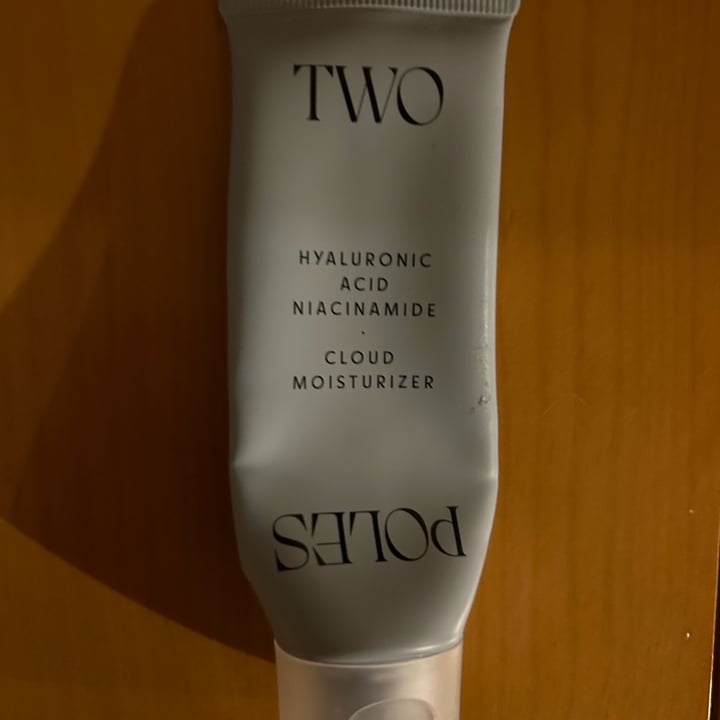 photo of two poles Cloud Moisturizer shared by @patipatt on  16 Feb 2023 - review
