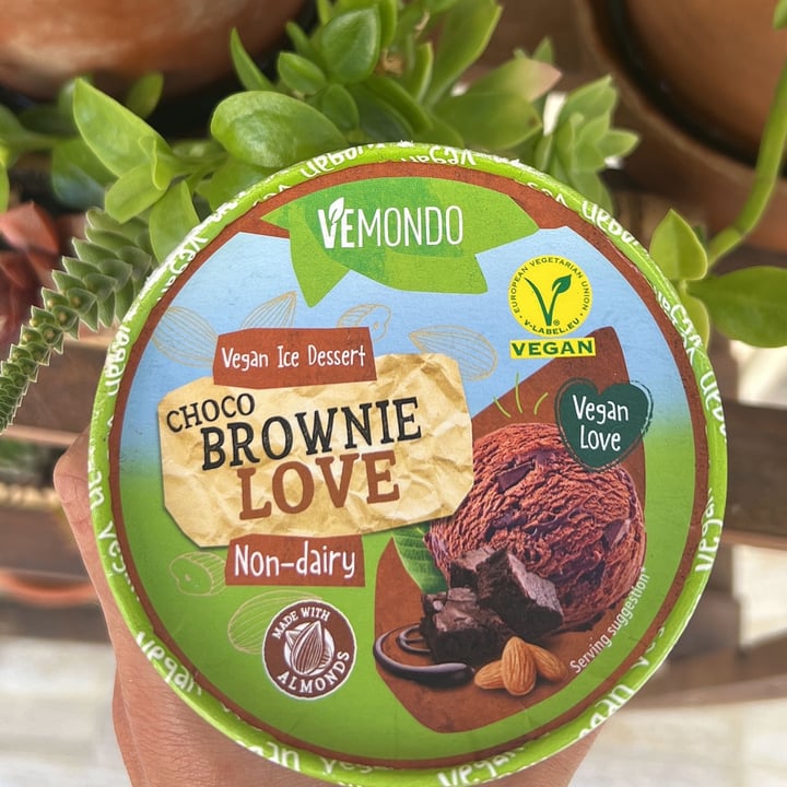 photo of Vemondo Vegan ice dessert choco brownie love shared by @pbsofia on  10 Jul 2023 - review