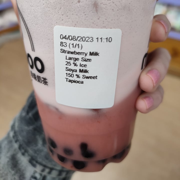 83 - STRAWBERRY Milk Tea Cup