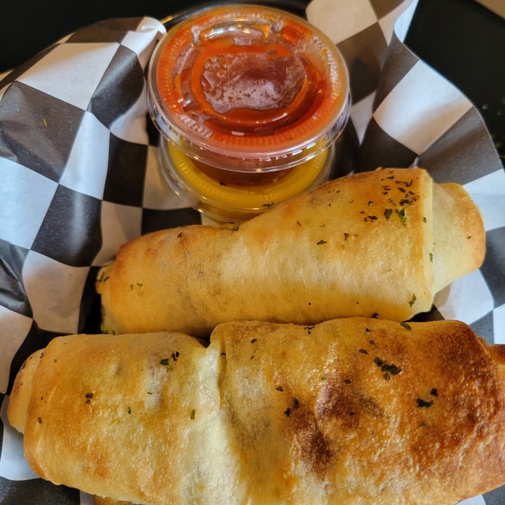 photo of Seitan's Realm Pepperoni Rolls shared by @thuggishalien on  22 Jul 2023 - review