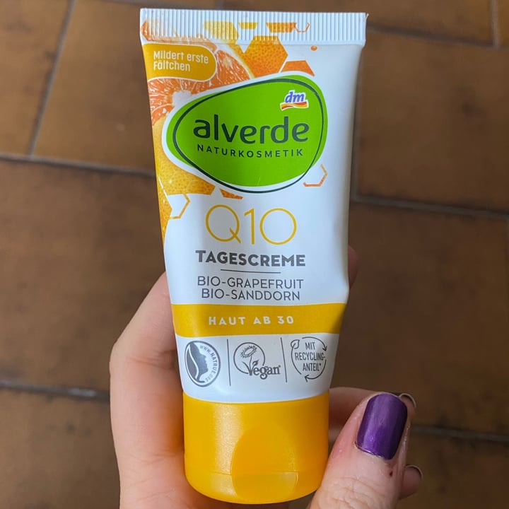 photo of Alverde Naturkosmetik Q10 Tages Creme shared by @lilium78 on  07 May 2023 - review