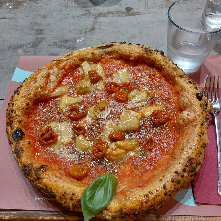photo of Fra Diavolo Pizzeria - Novara Marinara modificata shared by @hojder on  20 Feb 2023 - review