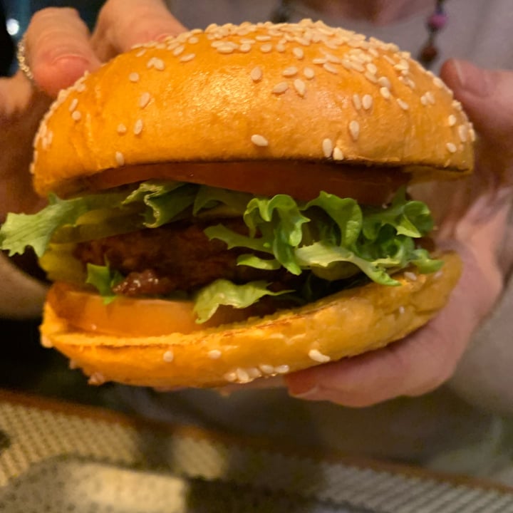photo of BLU Restaurant & Lounge Impossible Burger shared by @fradelor on  25 Feb 2023 - review