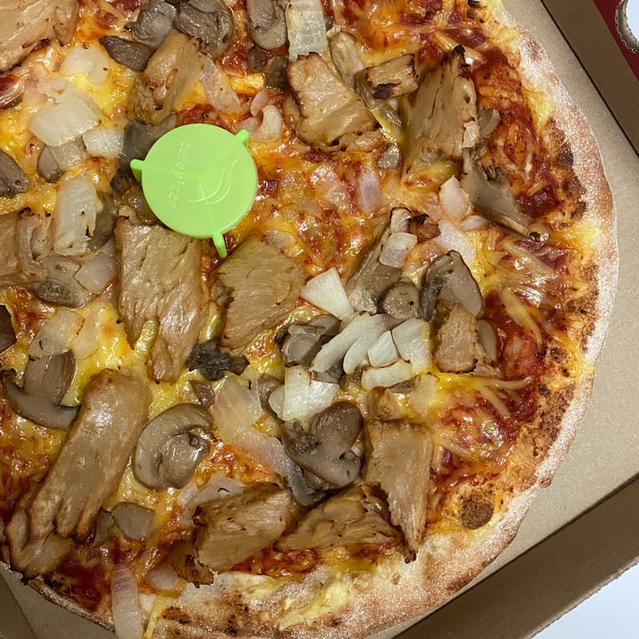 photo of Telepizza Pizza Montana Veggie shared by @martinyague on  01 Mar 2023 - review