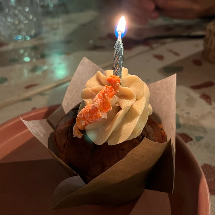 photo of RAÍZ PLANT MOOD Cupcake De Carrot shared by @magicvegan on  25 Feb 2023 - review