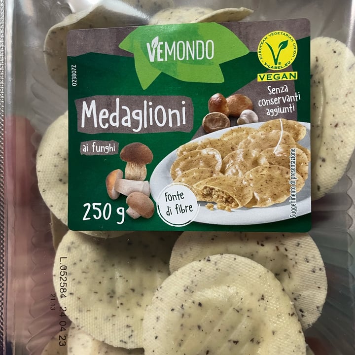 photo of Vemondo  Medaglioni ai Funghi shared by @giada79 on  26 Feb 2023 - review