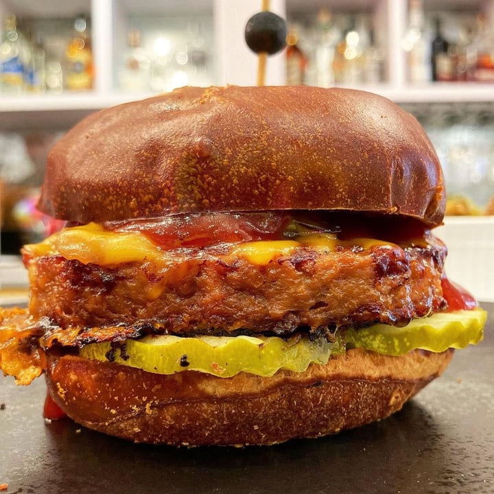 P.S. Kitchen Manhattan, New York, United States Smoky BBQ Burger Review