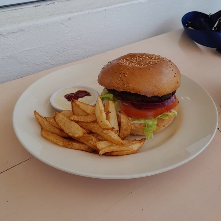 photo of Plant Plant Burger shared by @fezekyo on  22 Jul 2023 - review