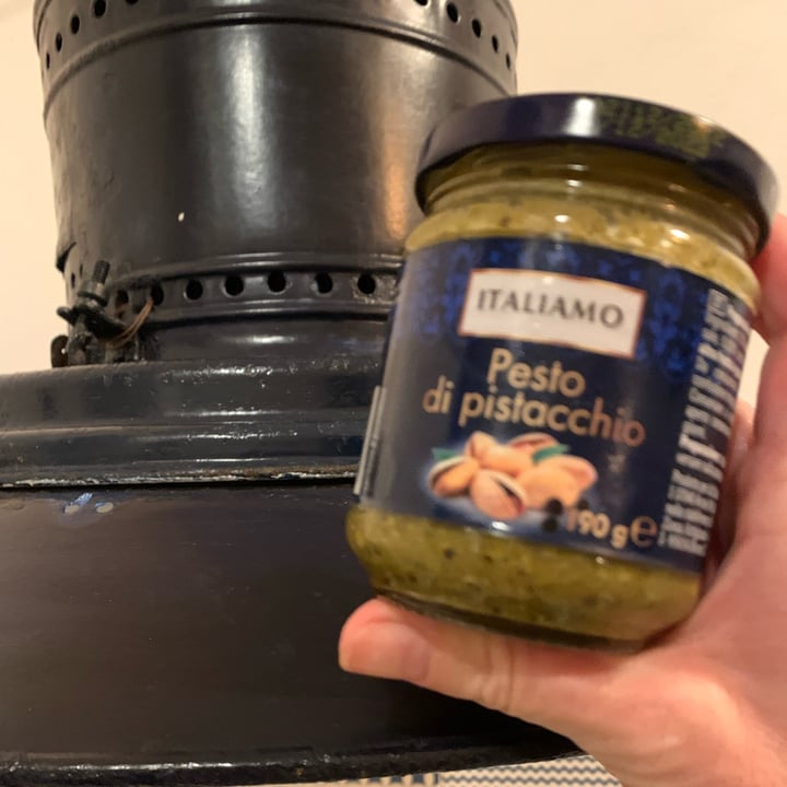 photo of Italiamo Pesto di pistacchi shared by @unejanie on  02 Feb 2023 - review
