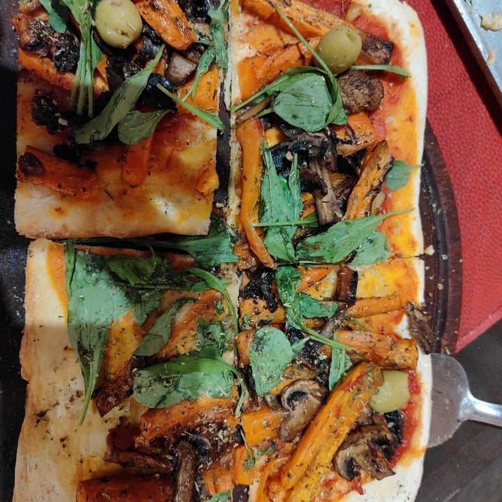 photo of Napoles Pizza Vegana Arancione shared by @muel on  11 Jun 2023 - review