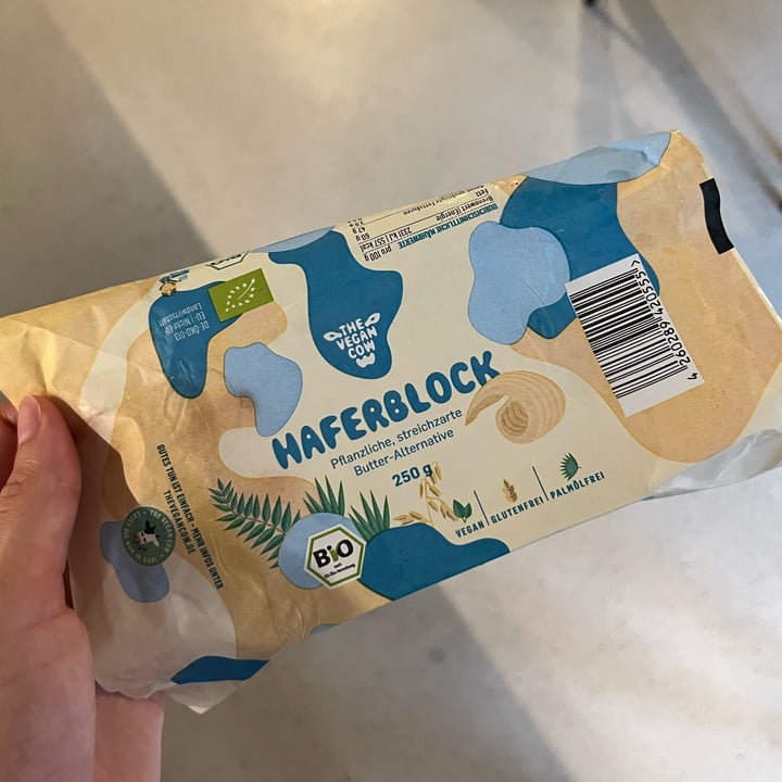 photo of The Vegan Cow Hafer Block shared by @xanaramos on  18 Jul 2023 - review