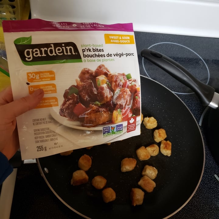 photo of Gardein Plant-Based P’rk Bites shared by @tbrown on  30 Jan 2023 - review