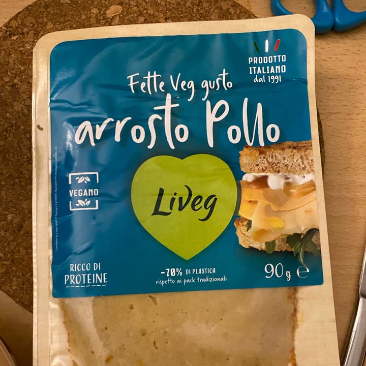 photo of Liveg Fette veg gusto arrosto pollo shared by @amaterasu17 on  12 Jul 2023 - review
