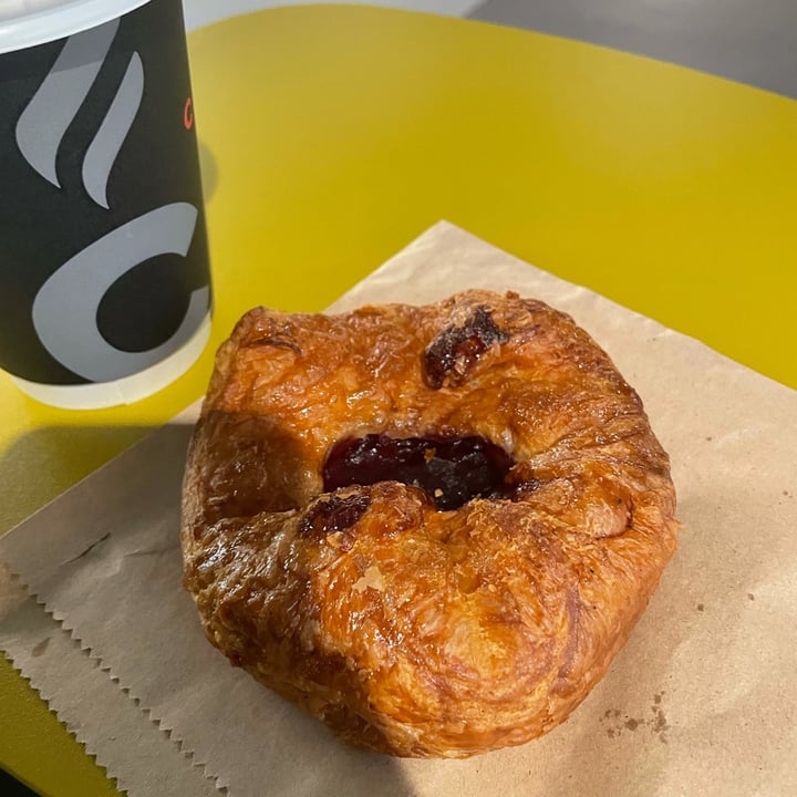 photo of University of Stirling raspberry danish shared by @imogenrobertson on  21 Feb 2023 - review
