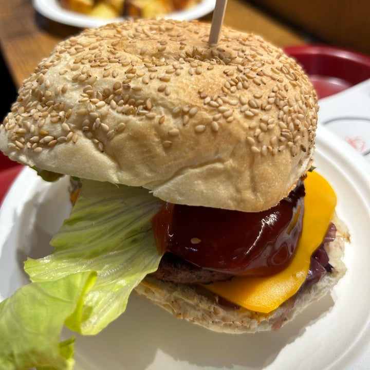 photo of Veg&Veg Burger USA shared by @nathlena19 on  13 Jun 2023 - review