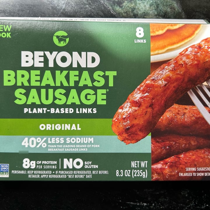 photo of Beyond Meat Breakfast Sausage Links shared by @carolbrittx on  11 Apr 2023 - review