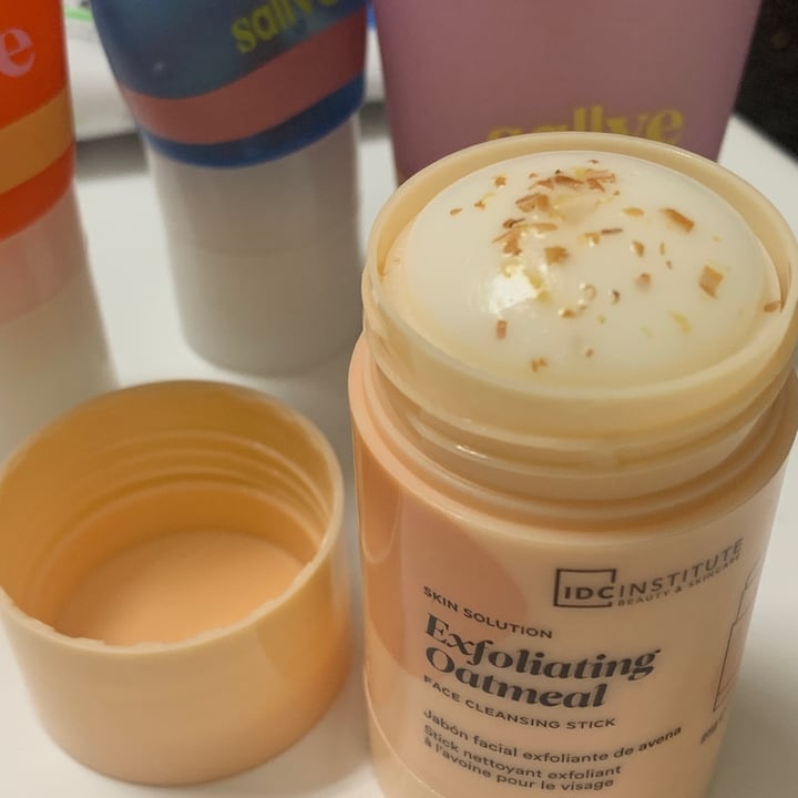 photo of IDC Institute Beauty & Skincare Exfoliating Oatmeal shared by @camilamp on  19 Apr 2023 - review