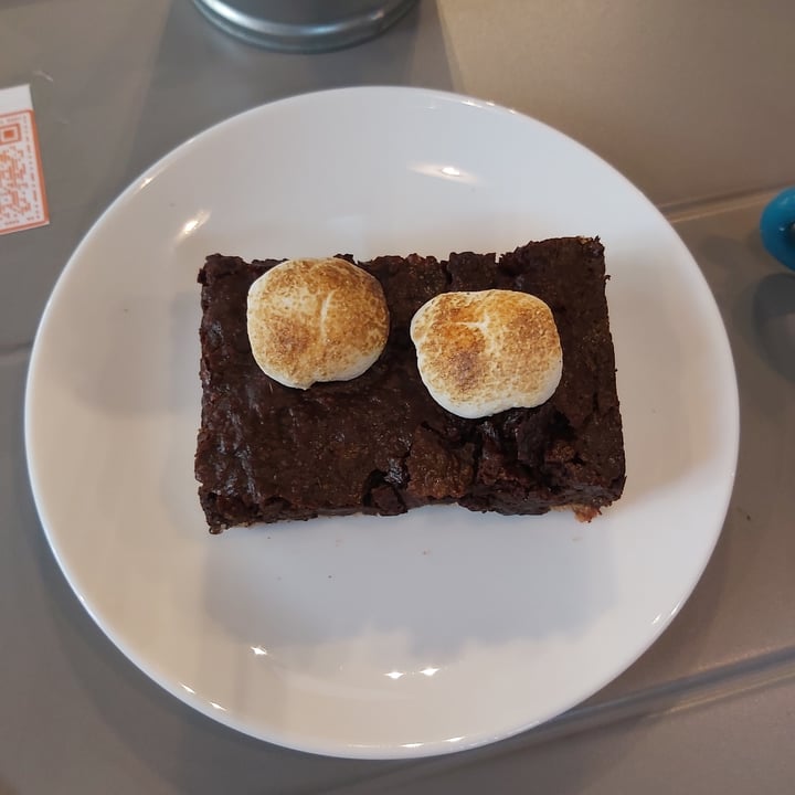 photo of I Quit - Café & Bakery Brownie S'mores shared by @karlamor on  14 Mar 2023 - review