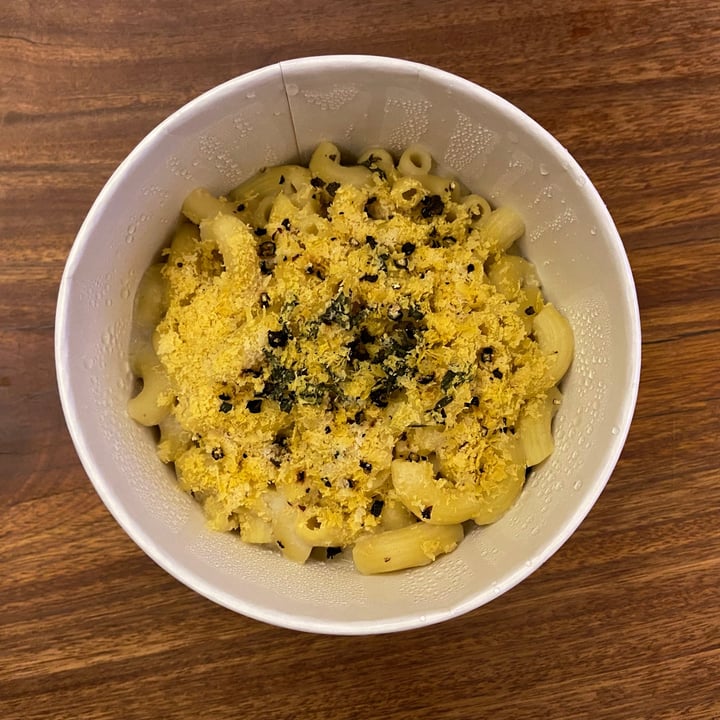 photo of The Raw Kitchen Roasted Black Pepper Vegan Mac N Cheese shared by @dafnelately on  24 Jan 2023 - review