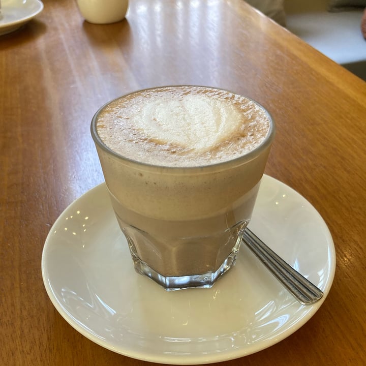 photo of The Living Cafe Adaptogenic Cacao Latte shared by @rjp on  29 Dec 2022 - review