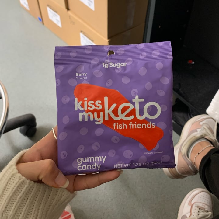 photo of Kiss My Keto Fish friends gummy berry flavored shared by @crazymoni5 on  25 Mar 2023 - review