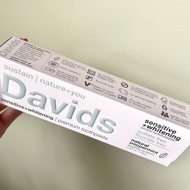 photo of David's Premium Toothpaste Sensitive + Whitening shared by @kelsharpe on  22 Jan 2023 - review