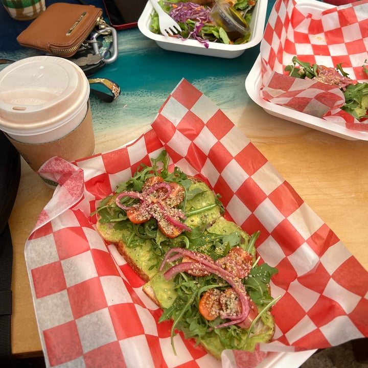 photo of Raised By The Waves Avocado Toast shared by @opheliajoy on  26 Jan 2023 - review