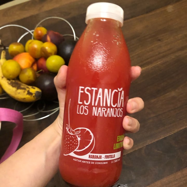 photo of Estancia los naranjos Jugo naranja/frutilla shared by @cbuffarini on  24 Jan 2023 - review
