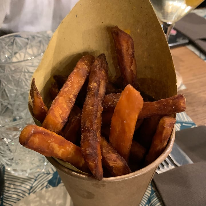 photo of DATE social food Bastia Umbra Sweet Potato Fries shared by @annalisab on  28 Apr 2023 - review