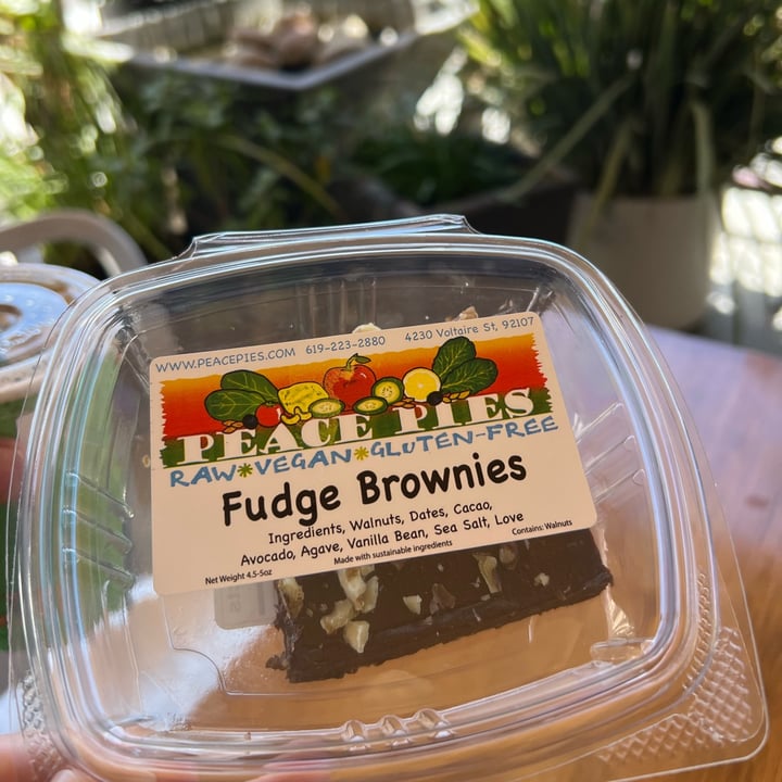 photo of Peace Pies Fudge Brownie shared by @liberationbby on  29 Mar 2023 - review