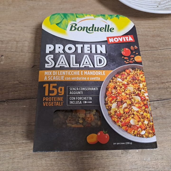 photo of Bonduelle Protein salad mix di lenticchie e mandorle a scaglie shared by @kristhesfiguz on  21 Apr 2023 - review